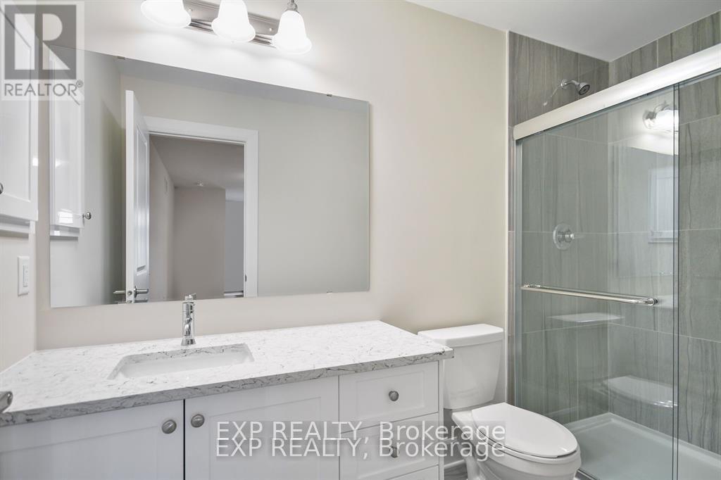 18 REYNOLDS AVENUE - 16