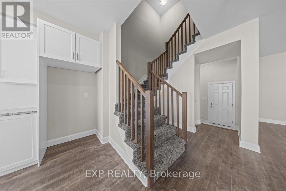 70 EASTWOOD DRIVE - 18