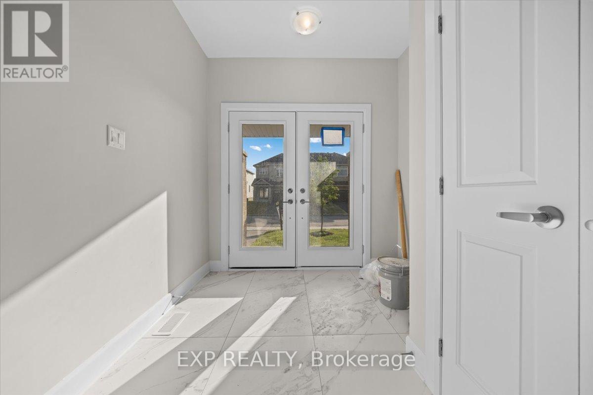 70 EASTWOOD DRIVE - 3