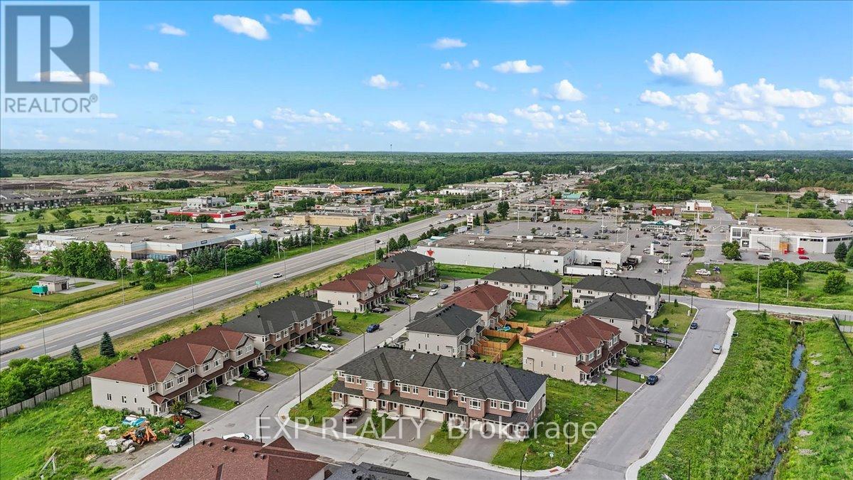 70 EASTWOOD DRIVE - 45