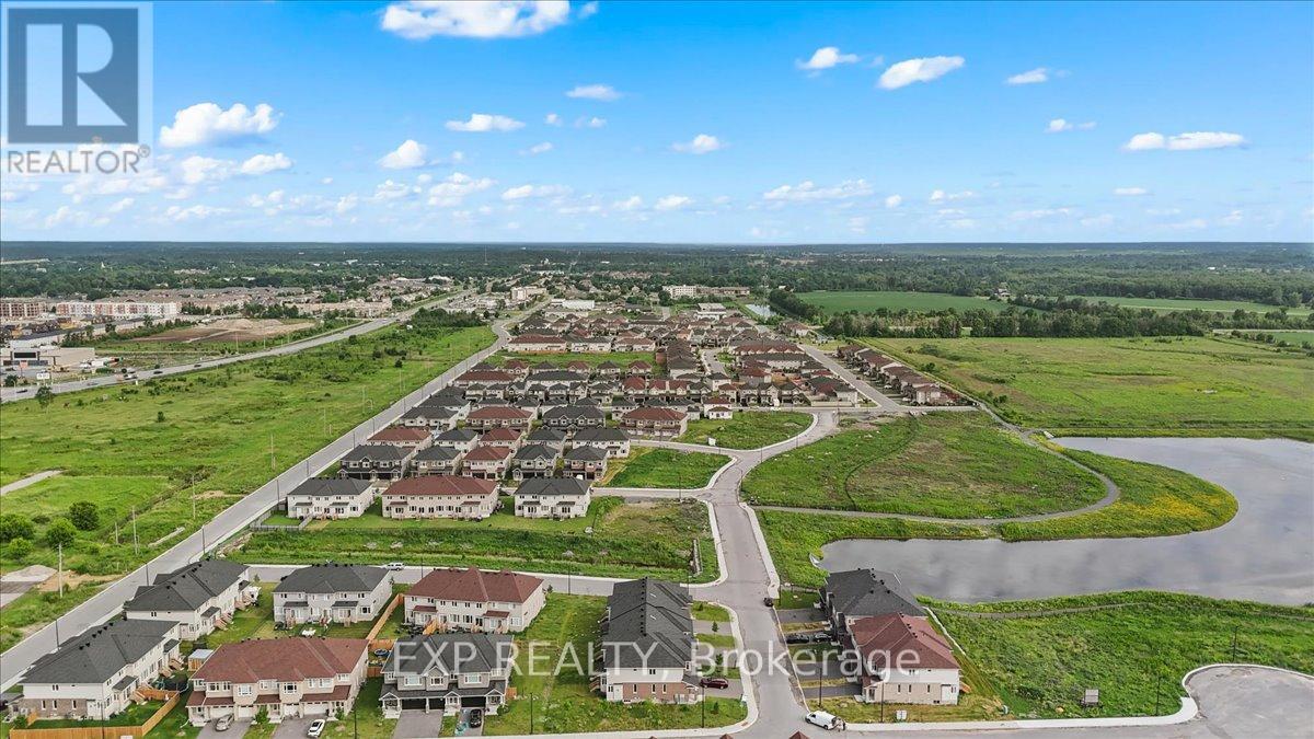 70 EASTWOOD DRIVE - 47