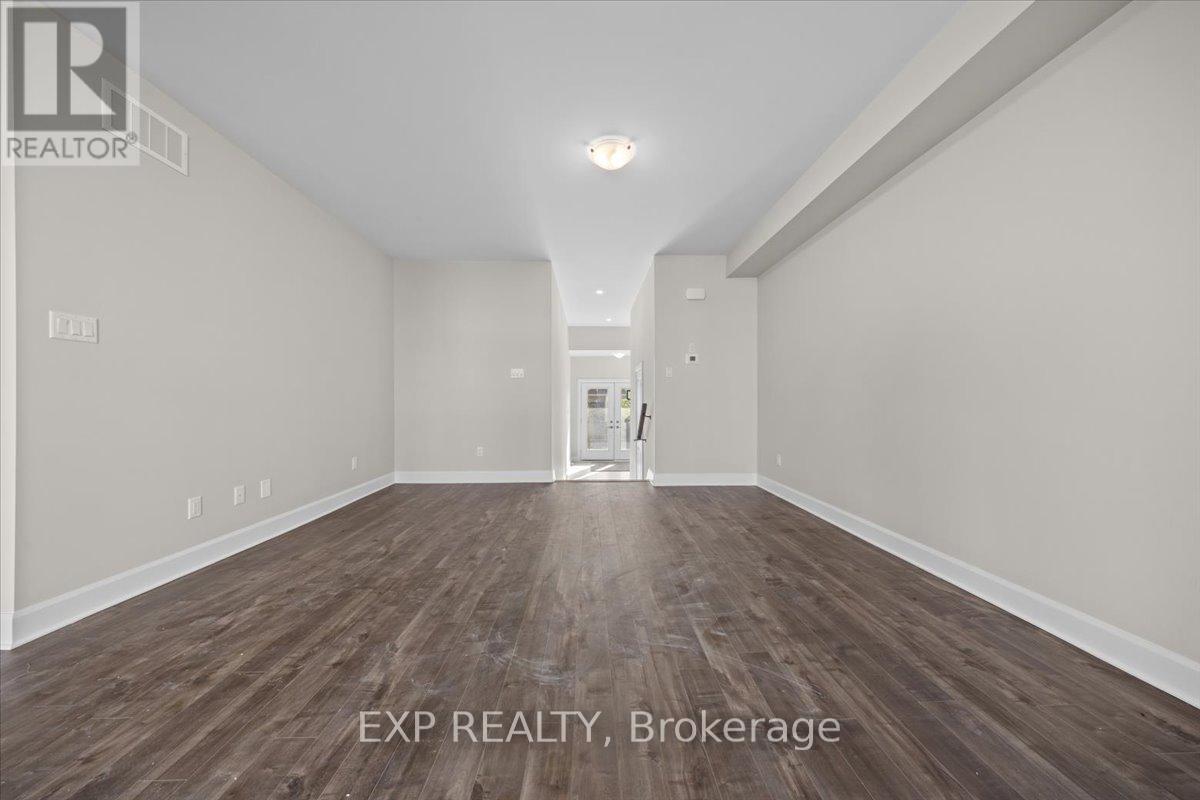 70 EASTWOOD DRIVE - 6
