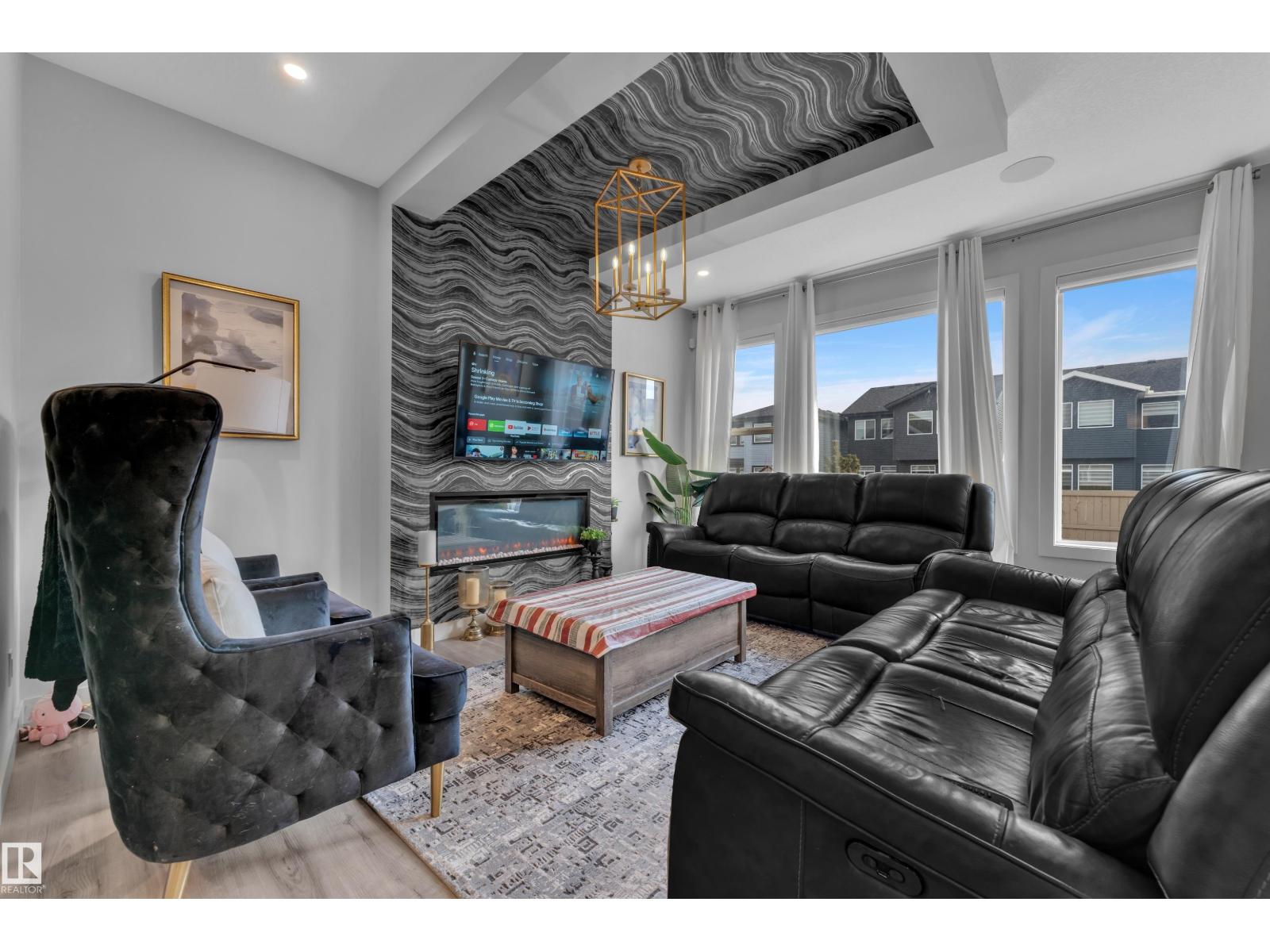 5213 22A AV SW, Edmonton