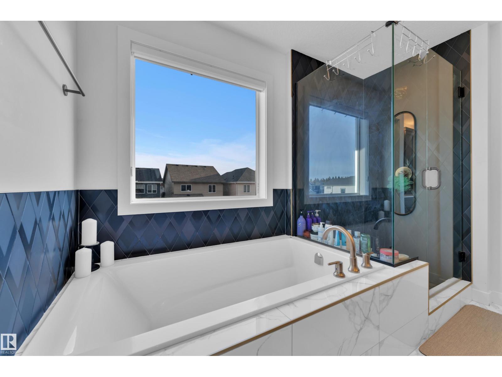 5213 22A AV SW, Edmonton