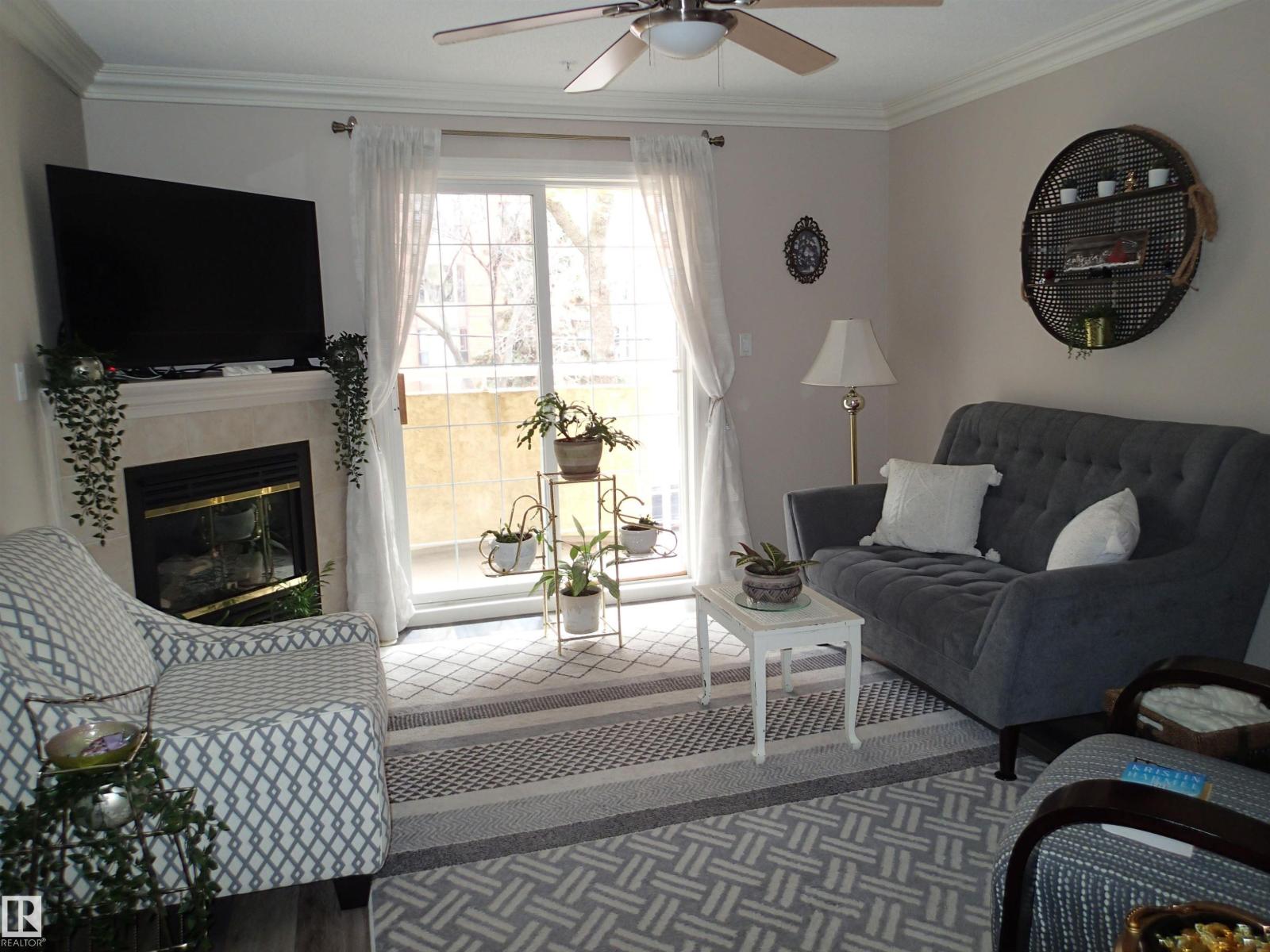 #206 10208 120 ST NW, Edmonton