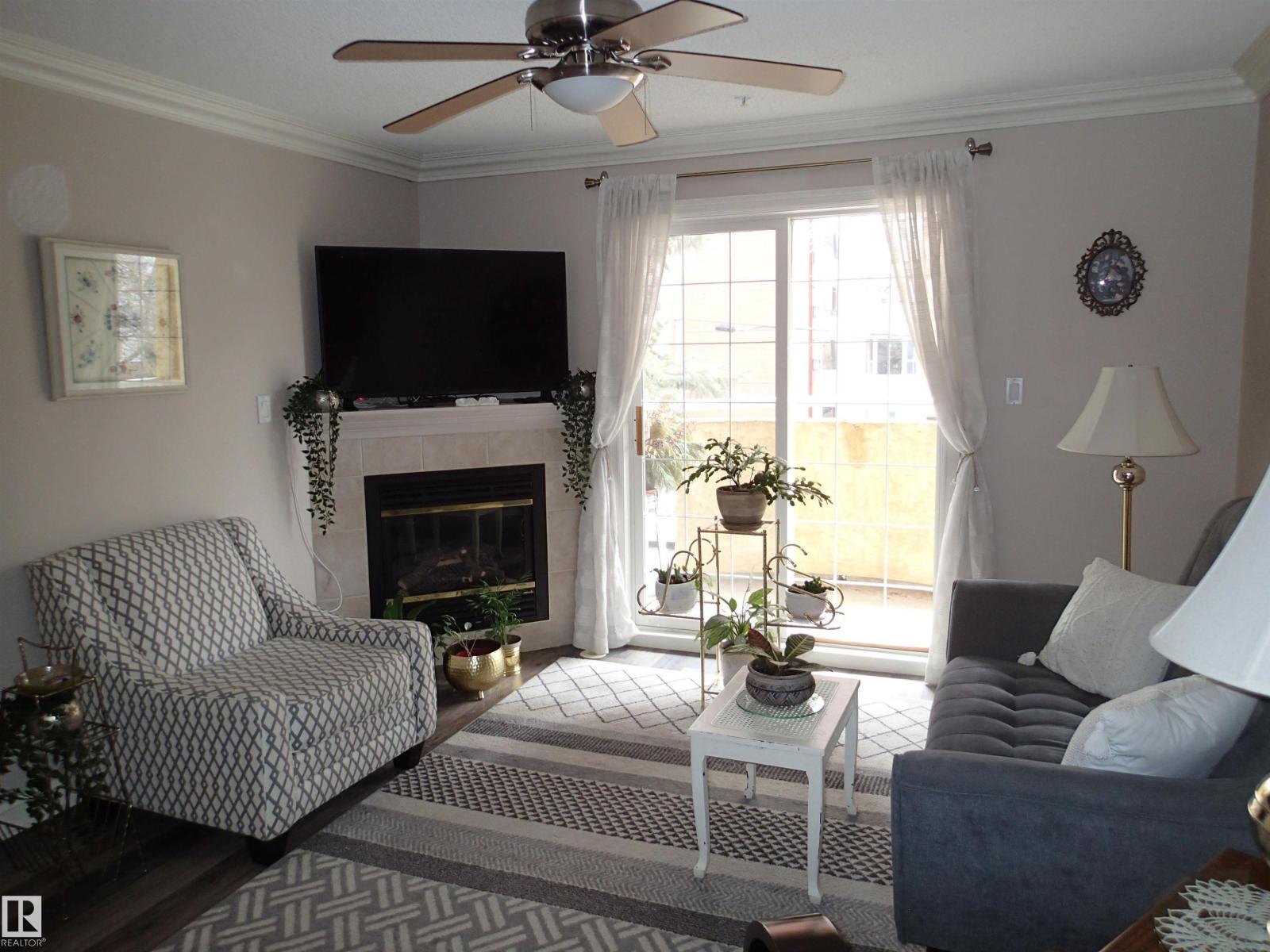 #206 10208 120 ST NW, Edmonton