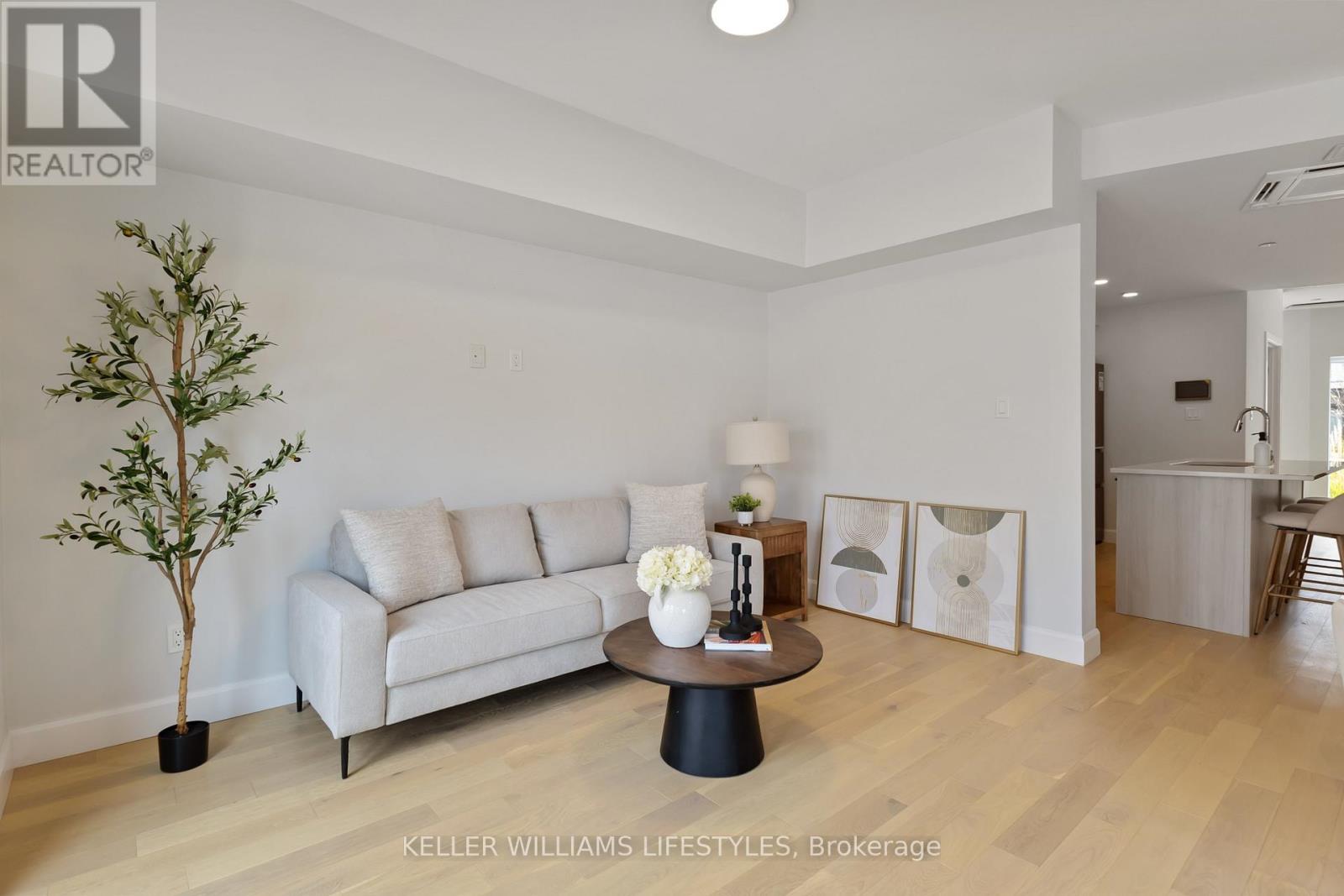 #B117 2082 LUMEN DRIVE - 16