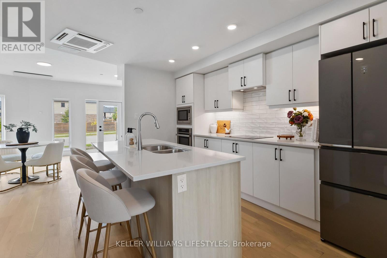 #B117 2082 LUMEN DRIVE - 6
