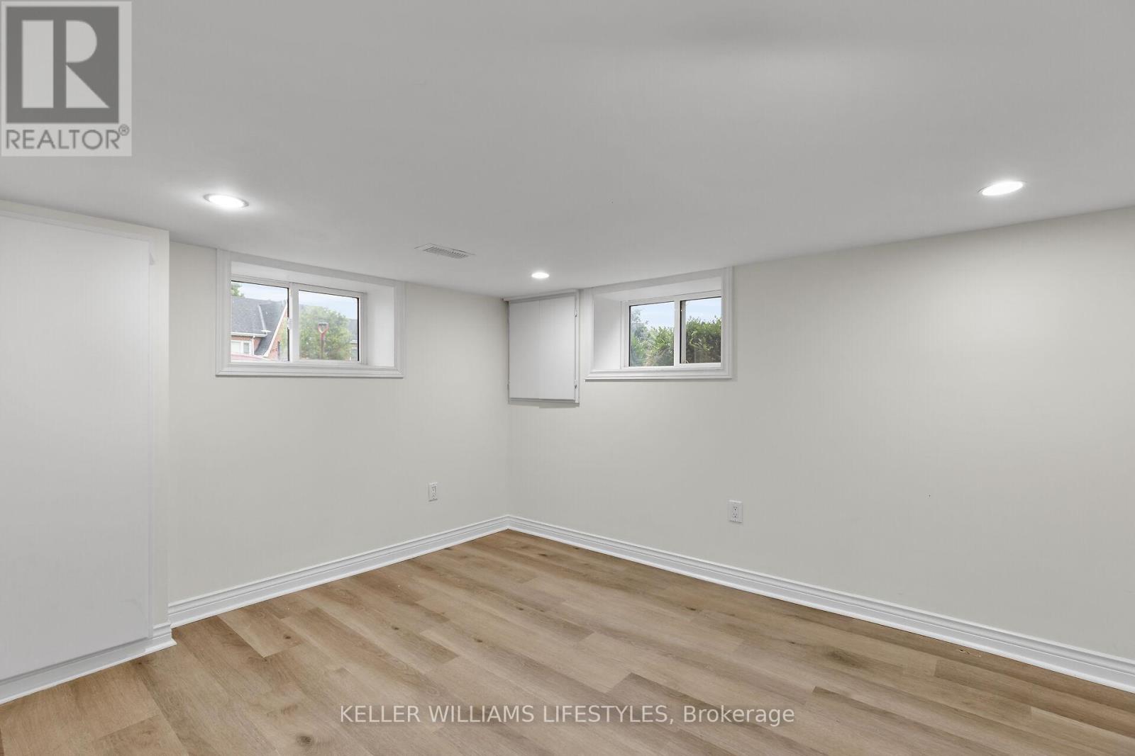 95 JOHN STREET E Property Photo