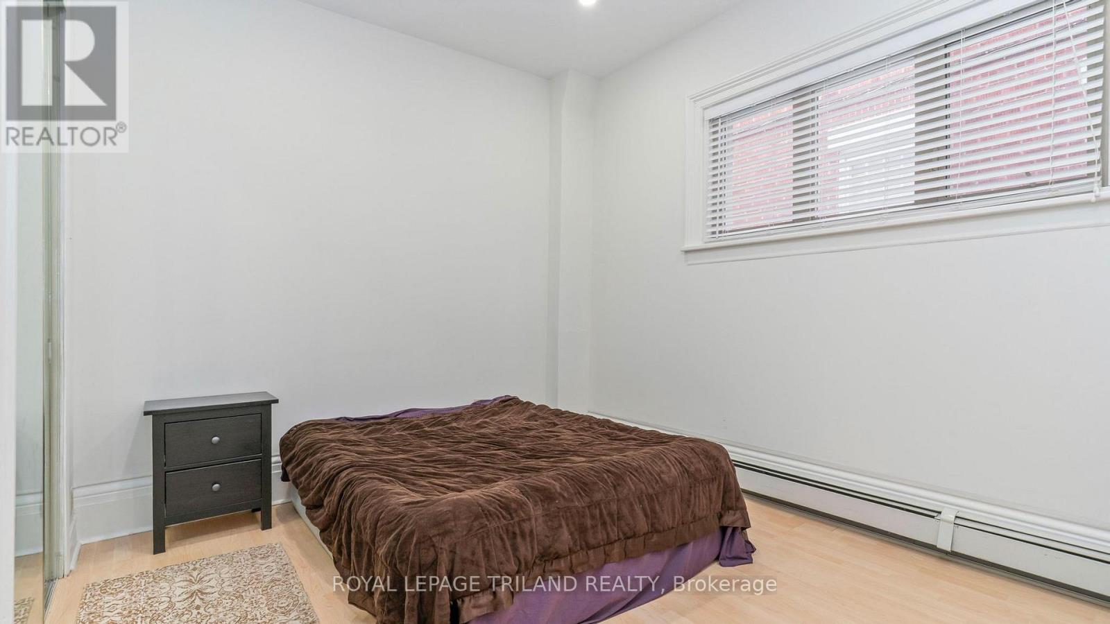 114 ELMWOOD AVENUE E Property Photo