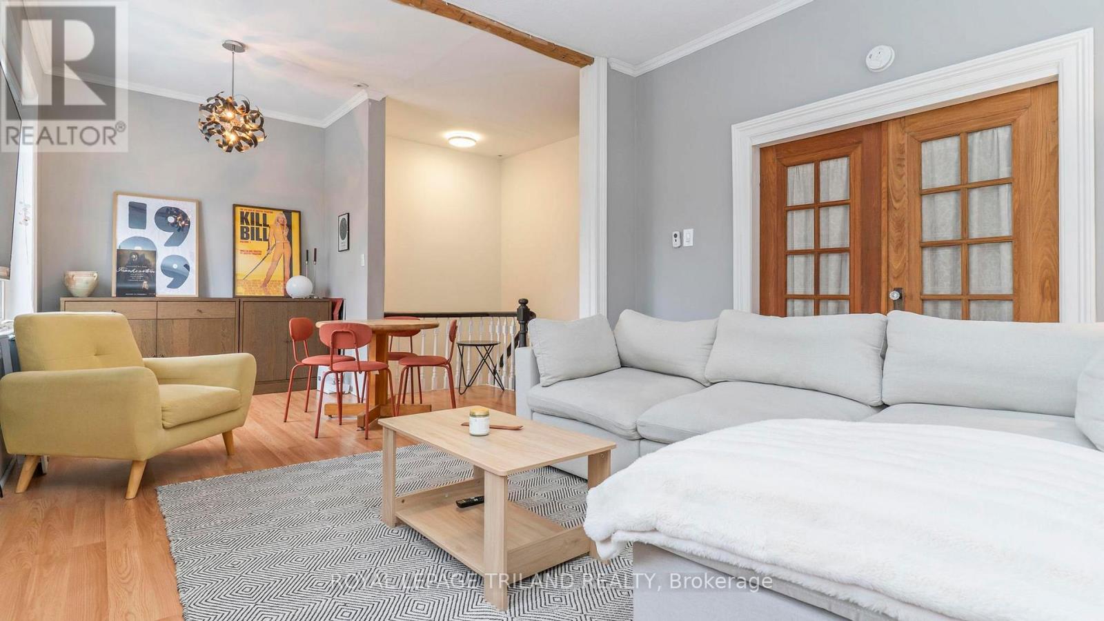 114 ELMWOOD AVENUE E Property Photo