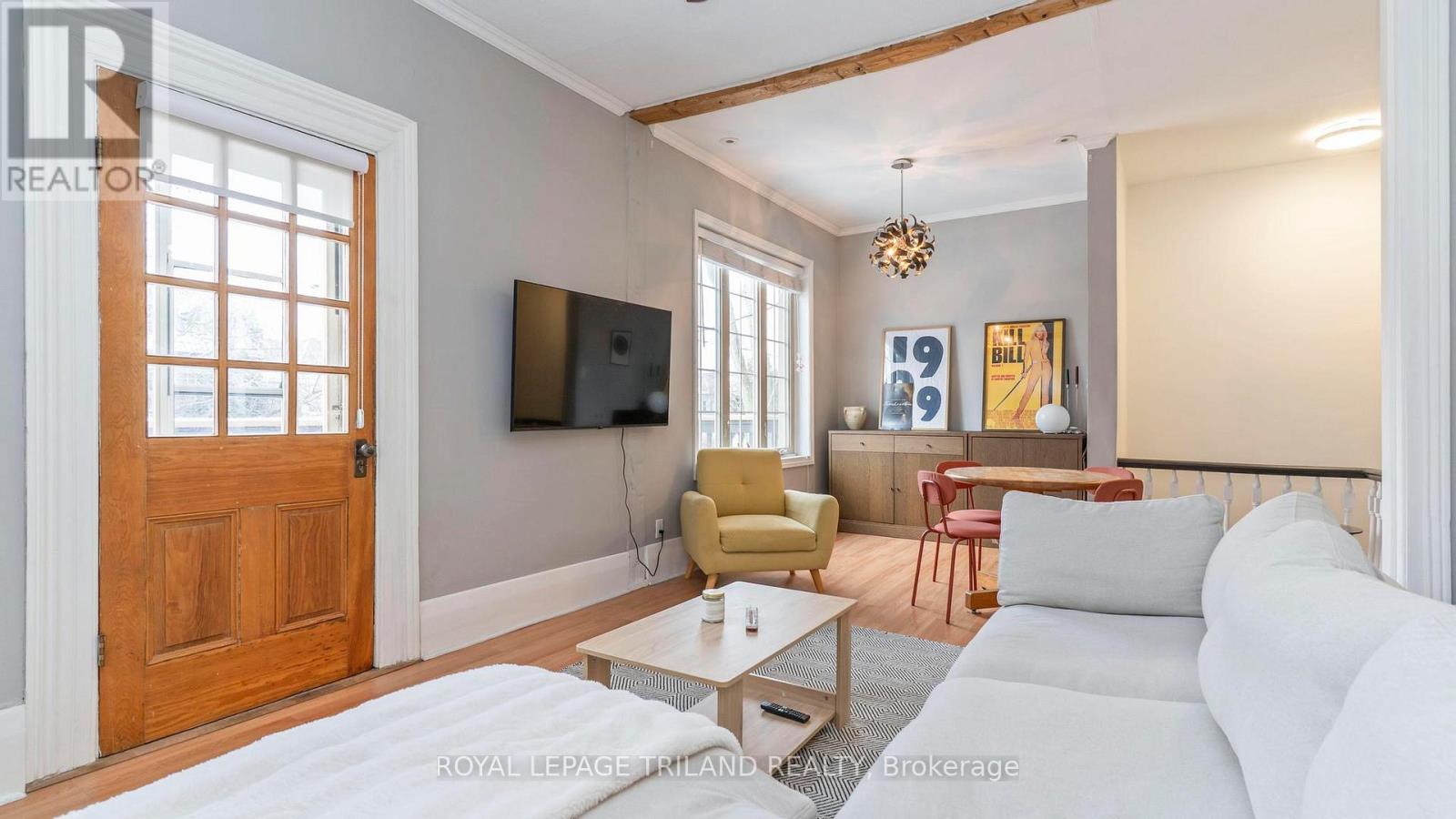 114 ELMWOOD AVENUE E Property Photo