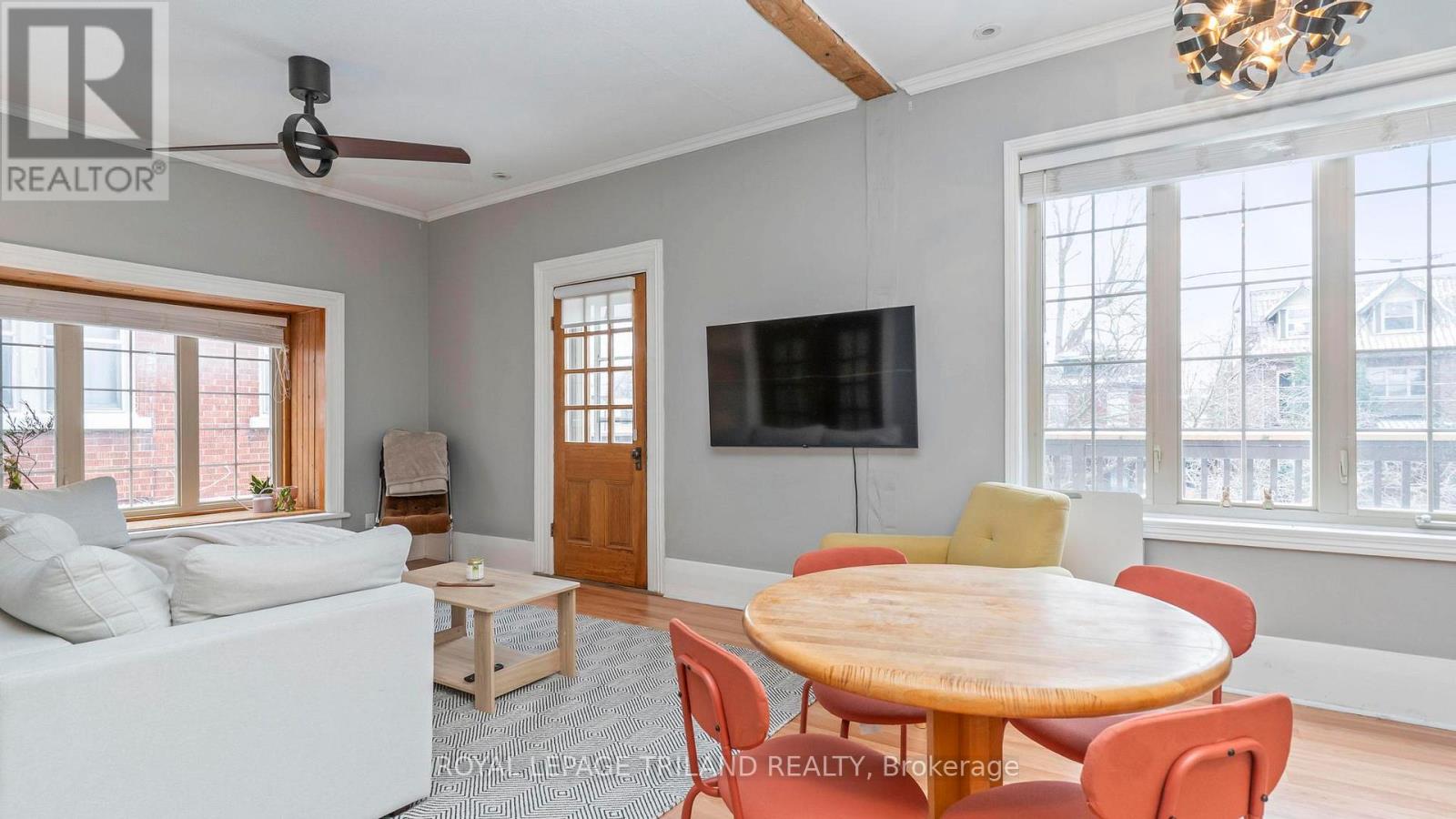 114 ELMWOOD AVENUE E Property Photo