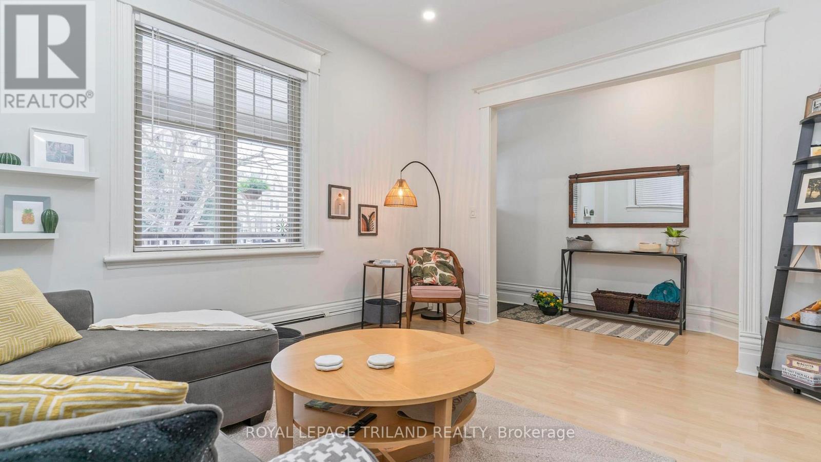 114 ELMWOOD AVENUE E Property Photo