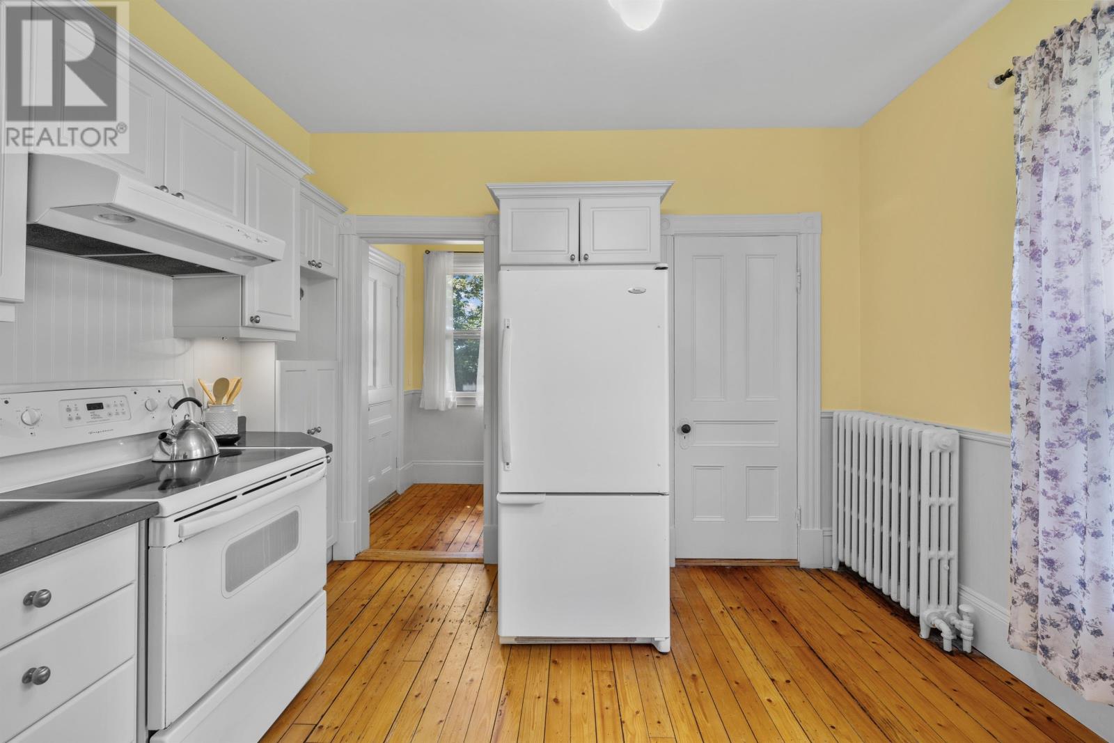 91 UPPER PRINCE STREET - 21