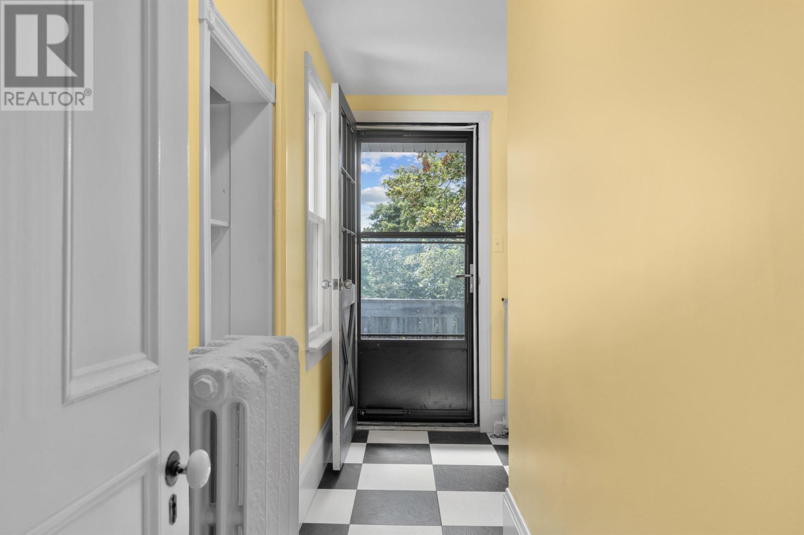 91 UPPER PRINCE STREET - 37