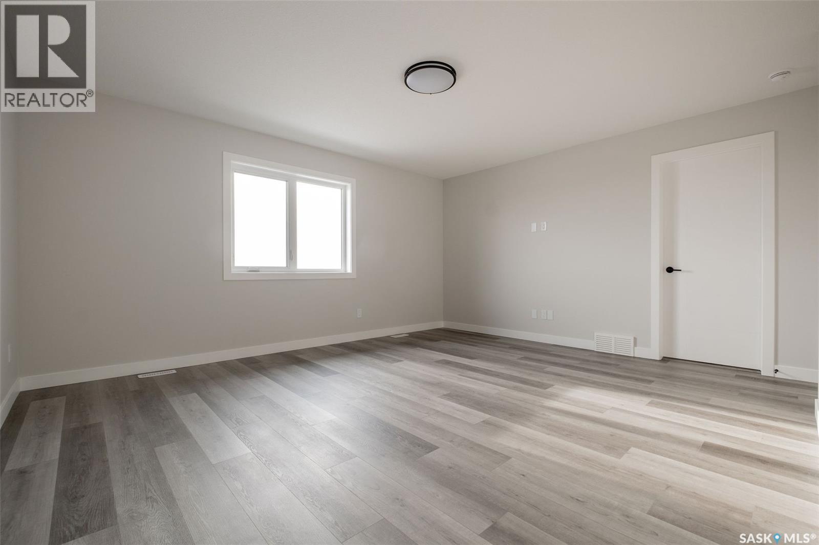 3748 Gee CRESCENT - 33