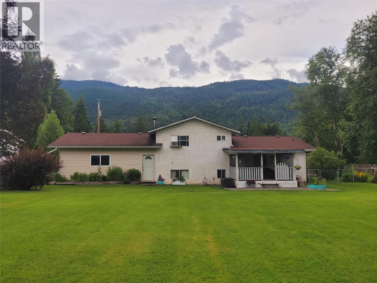 1249 THOMPSON DRIVE - 30