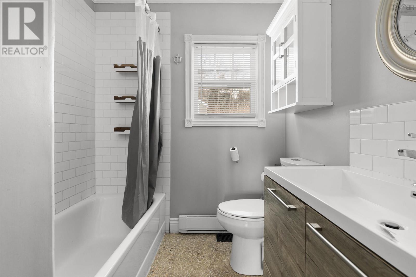 Property 6 of 36 of 4642 Highway 3