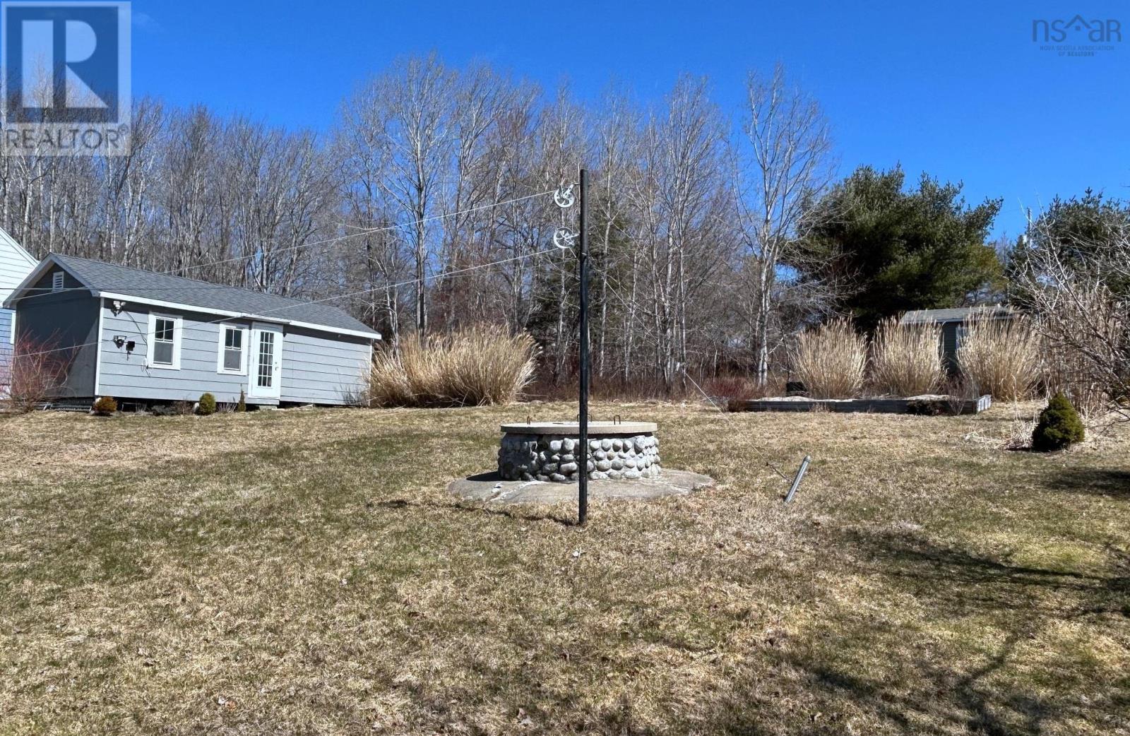 Property 32 of 36 of 4642 Highway 3