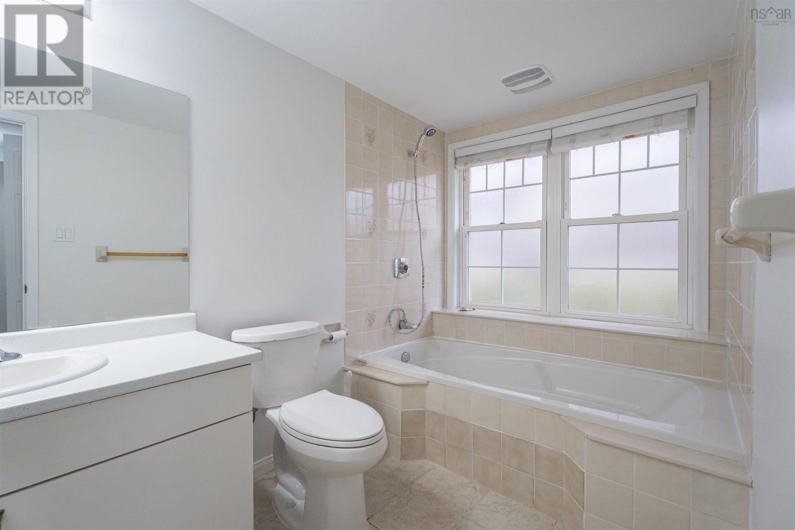 Property 22 of 27 of 412 96 Moirs Mill Road