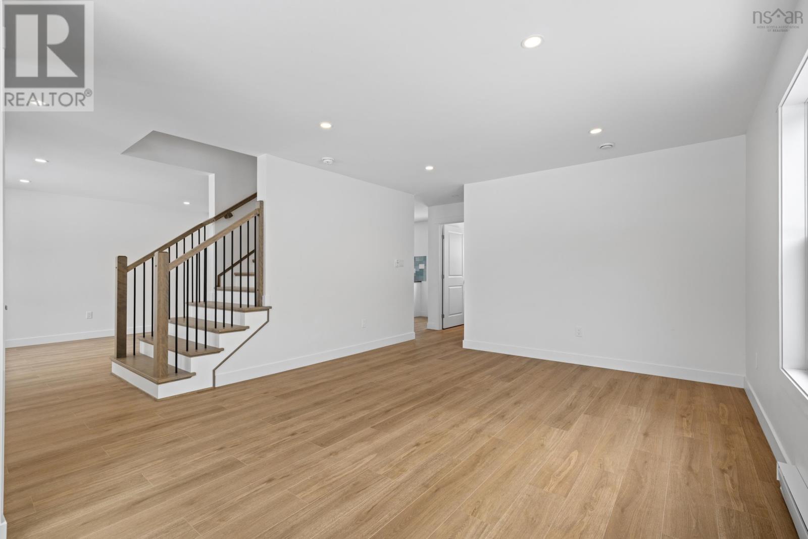 Property 24 of 50 of 125 Burkes Road