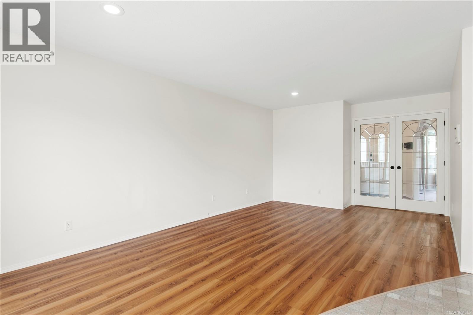 880 Nicholls Rd, Campbell River