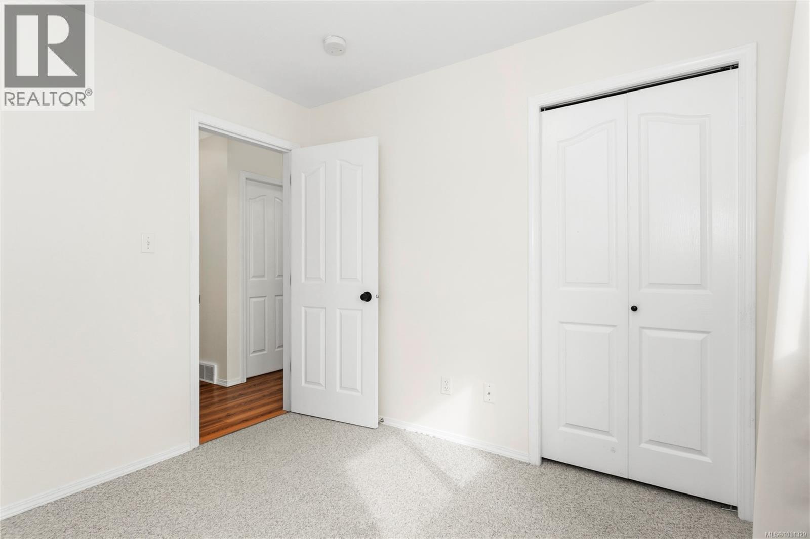 880 Nicholls Rd, Campbell River