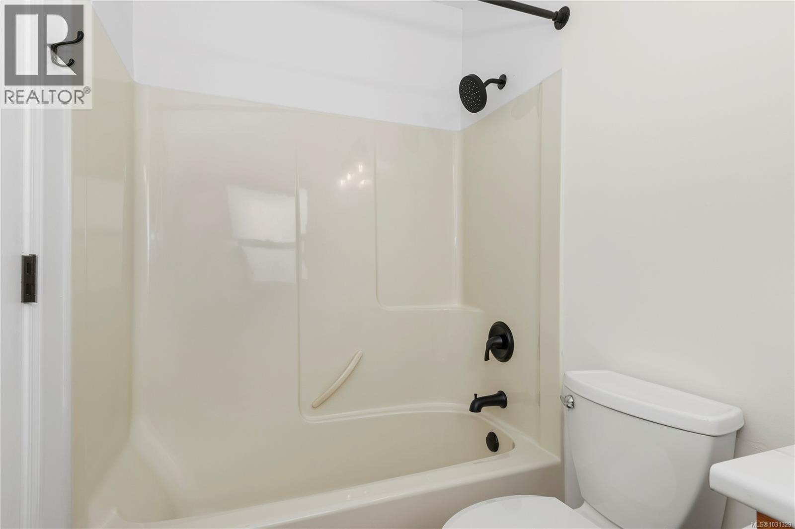 880 Nicholls Rd, Campbell River