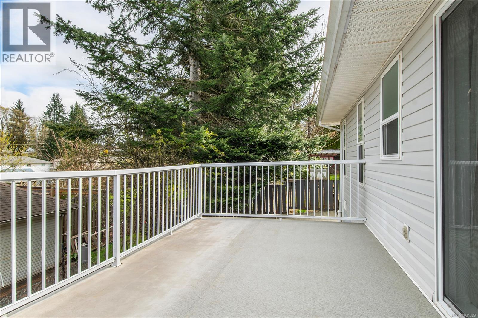 880 Nicholls Rd, Campbell River