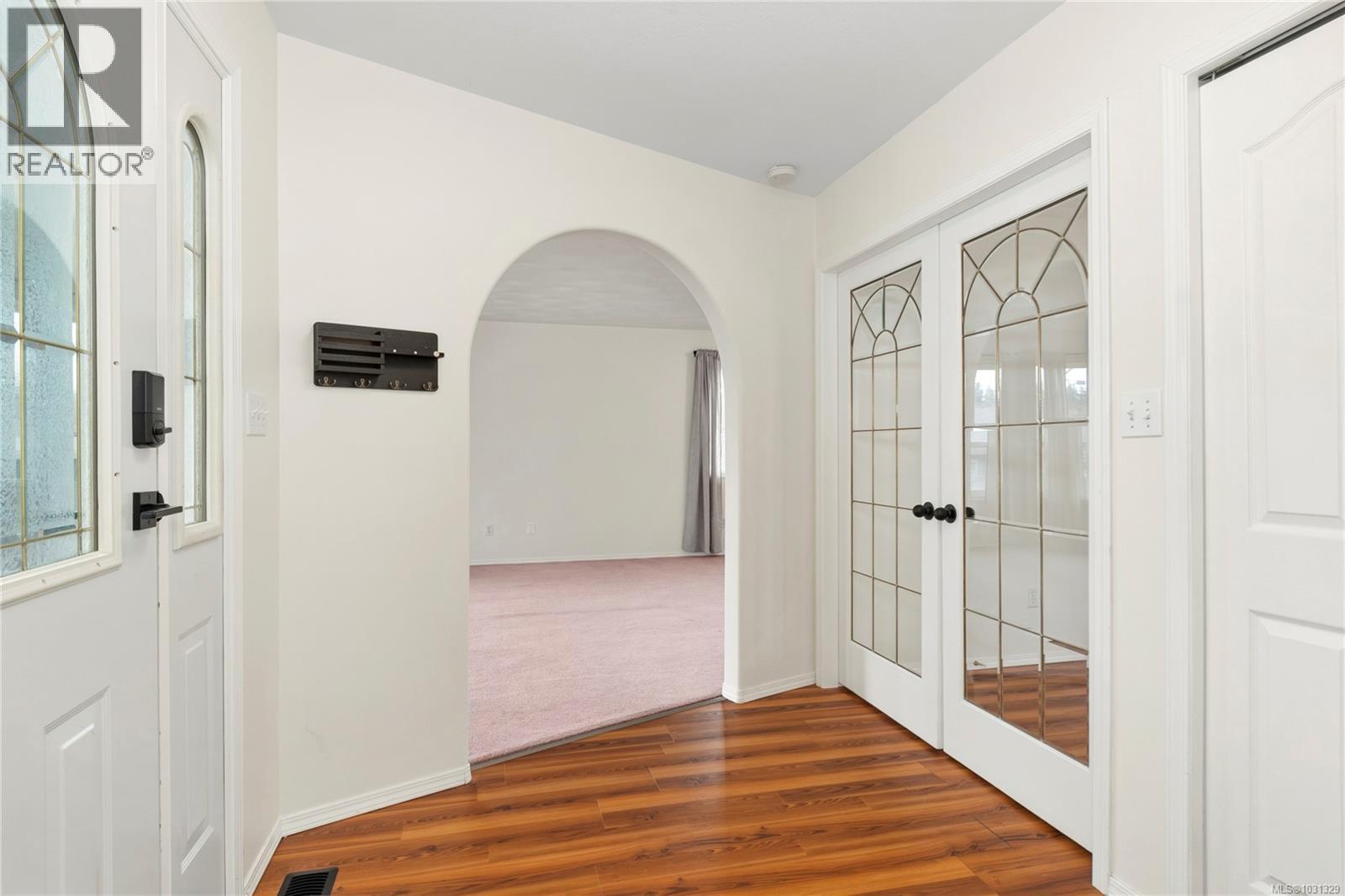 880 Nicholls Rd, Campbell River