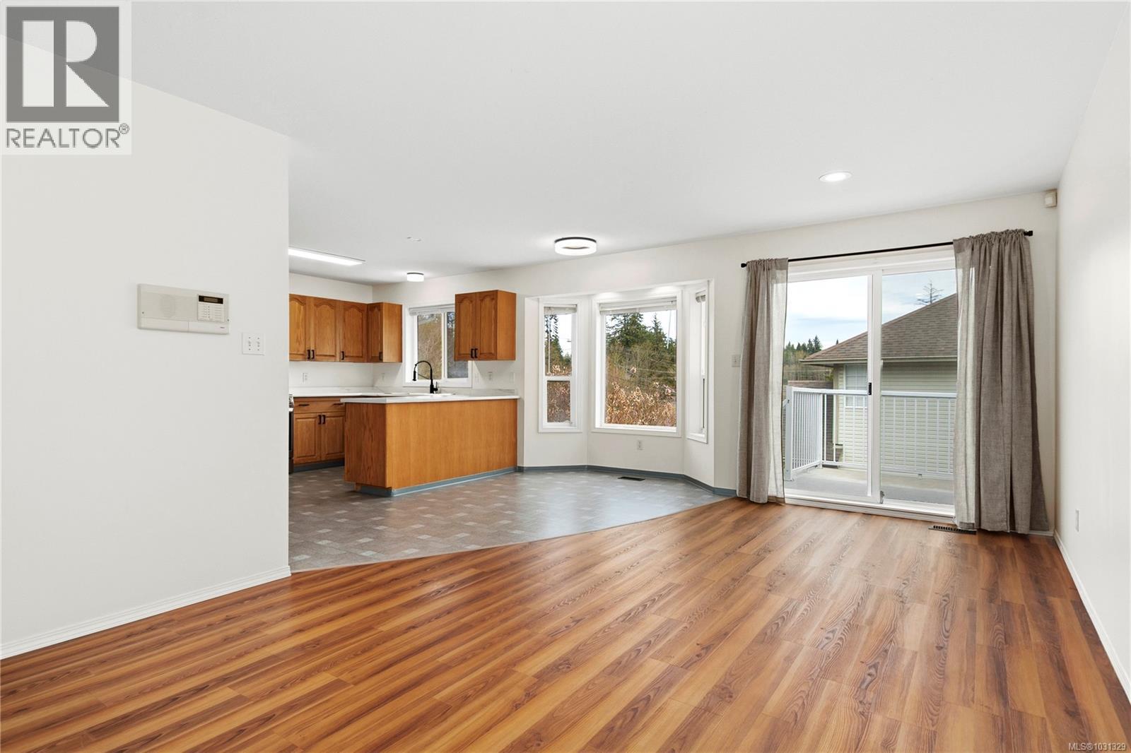 880 Nicholls Rd, Campbell River