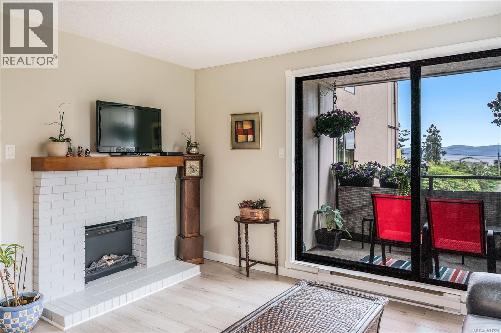 201 309 Morison Ave, Parksville