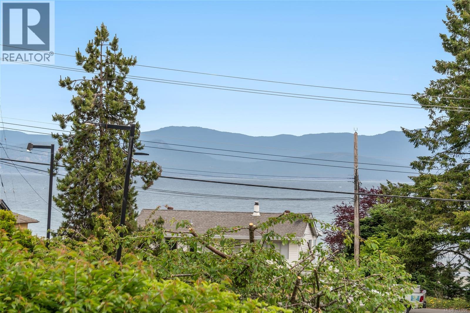 #201 309 Morison Ave - 2