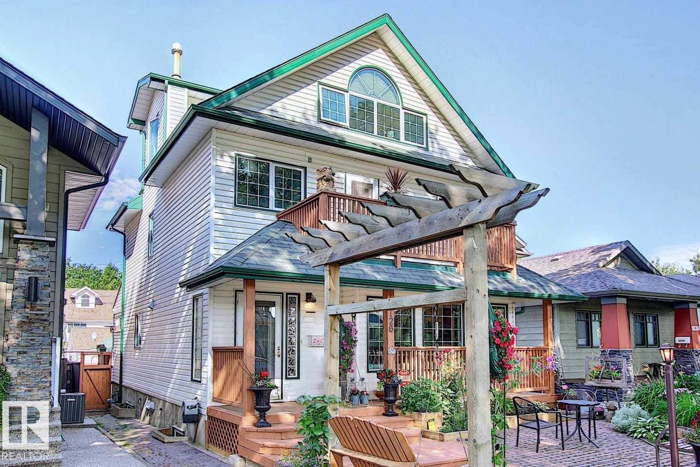 11126 52 ST NW - 3