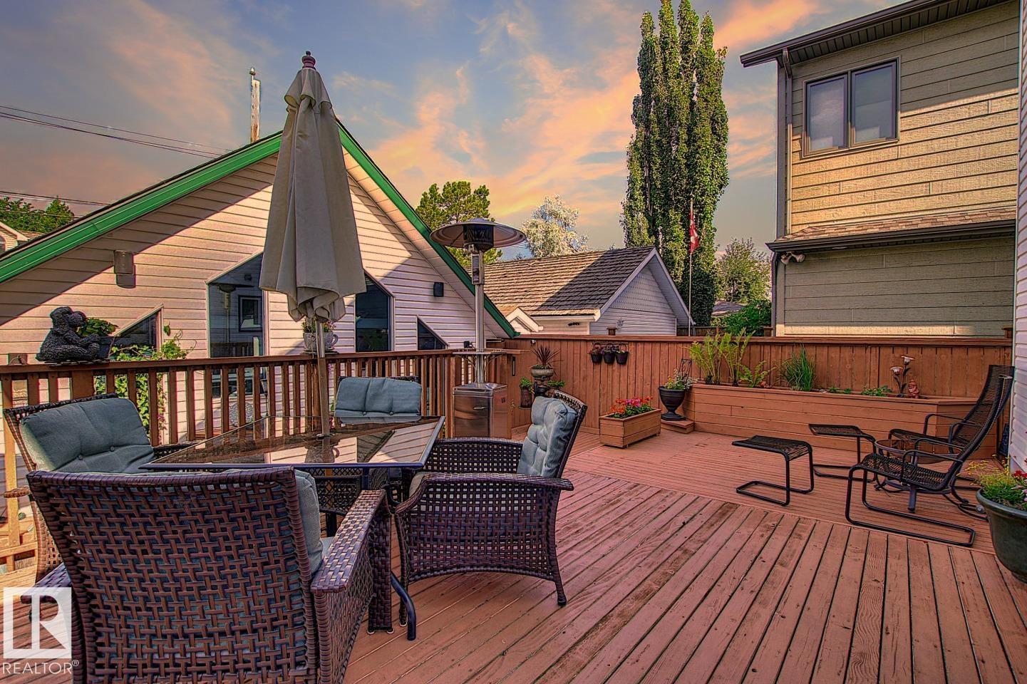 11126 52 ST NW - 62