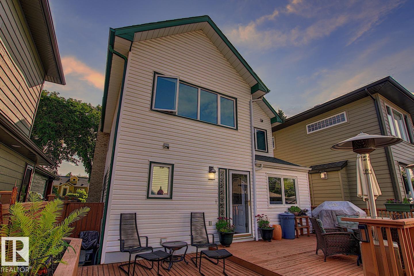 11126 52 ST NW - 68
