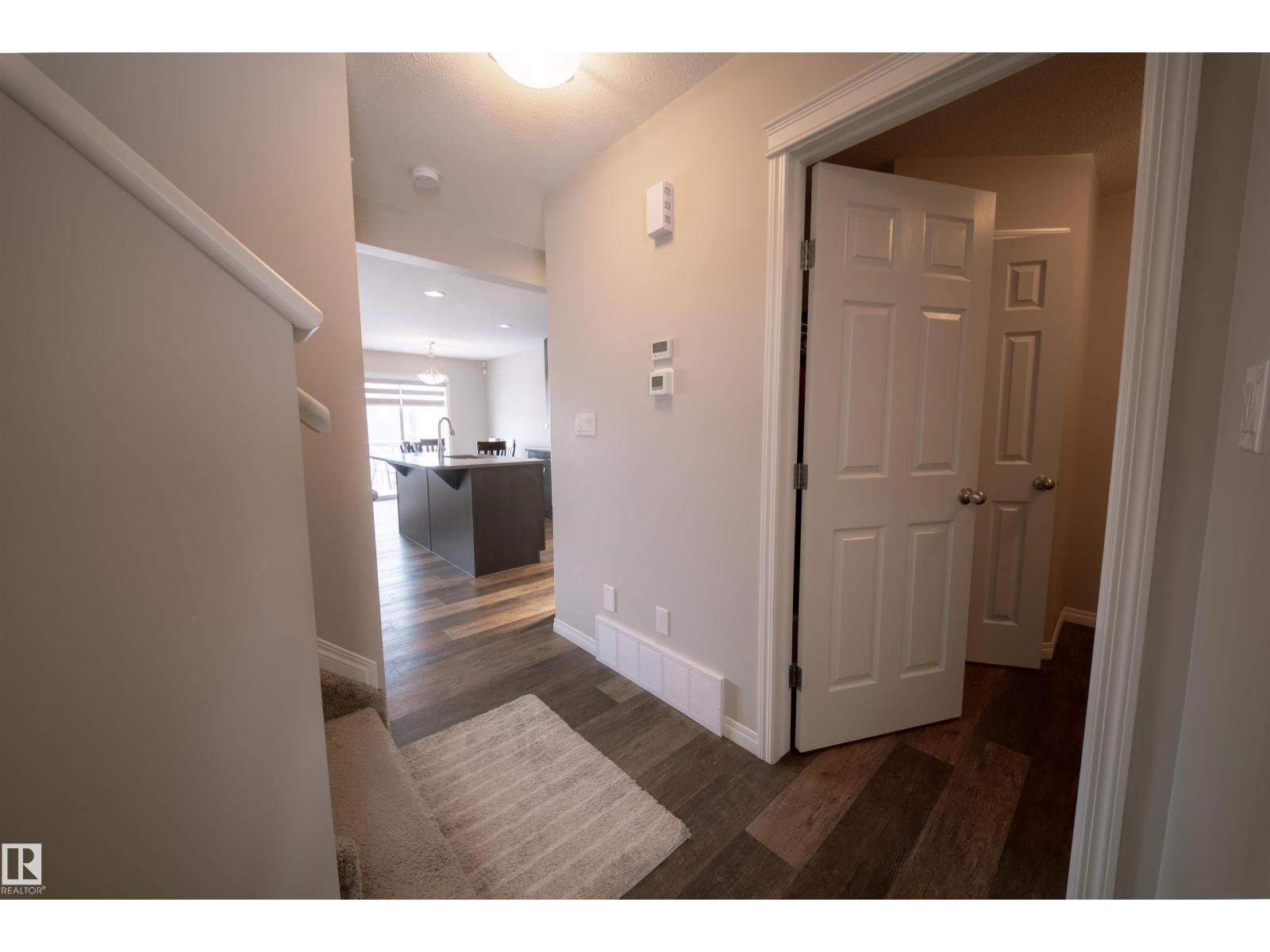 2132 52 ST SW, Edmonton