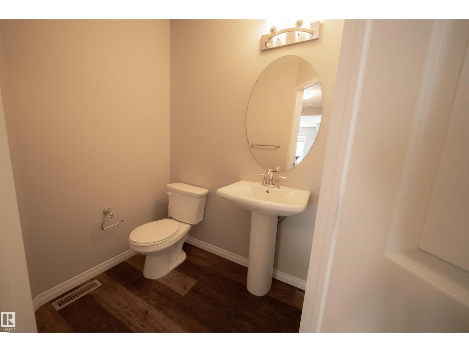 2132 52 ST SW, Edmonton