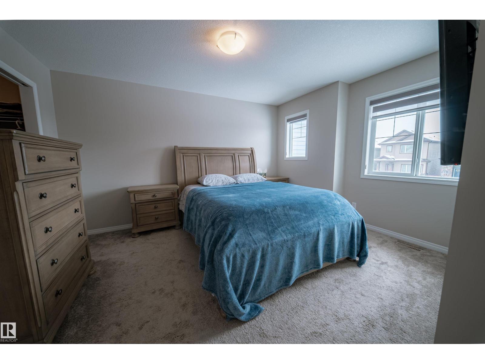 2132 52 ST SW, Edmonton