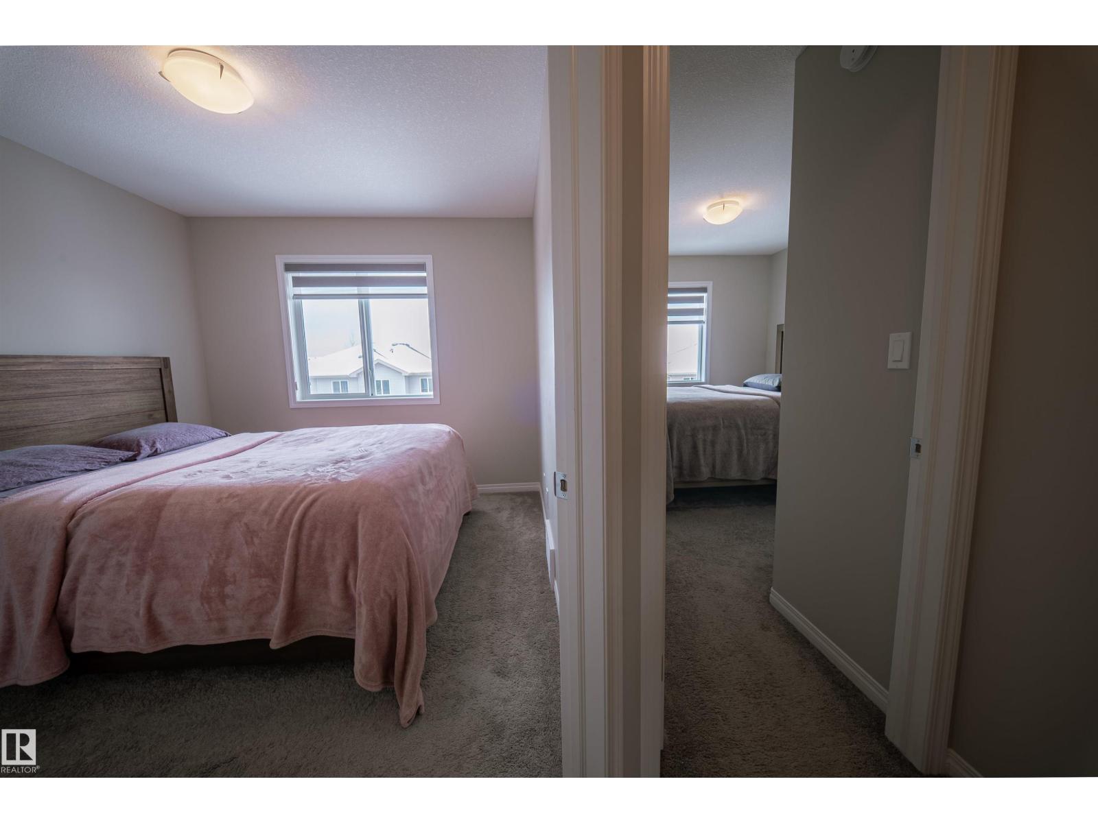 2132 52 ST SW, Edmonton