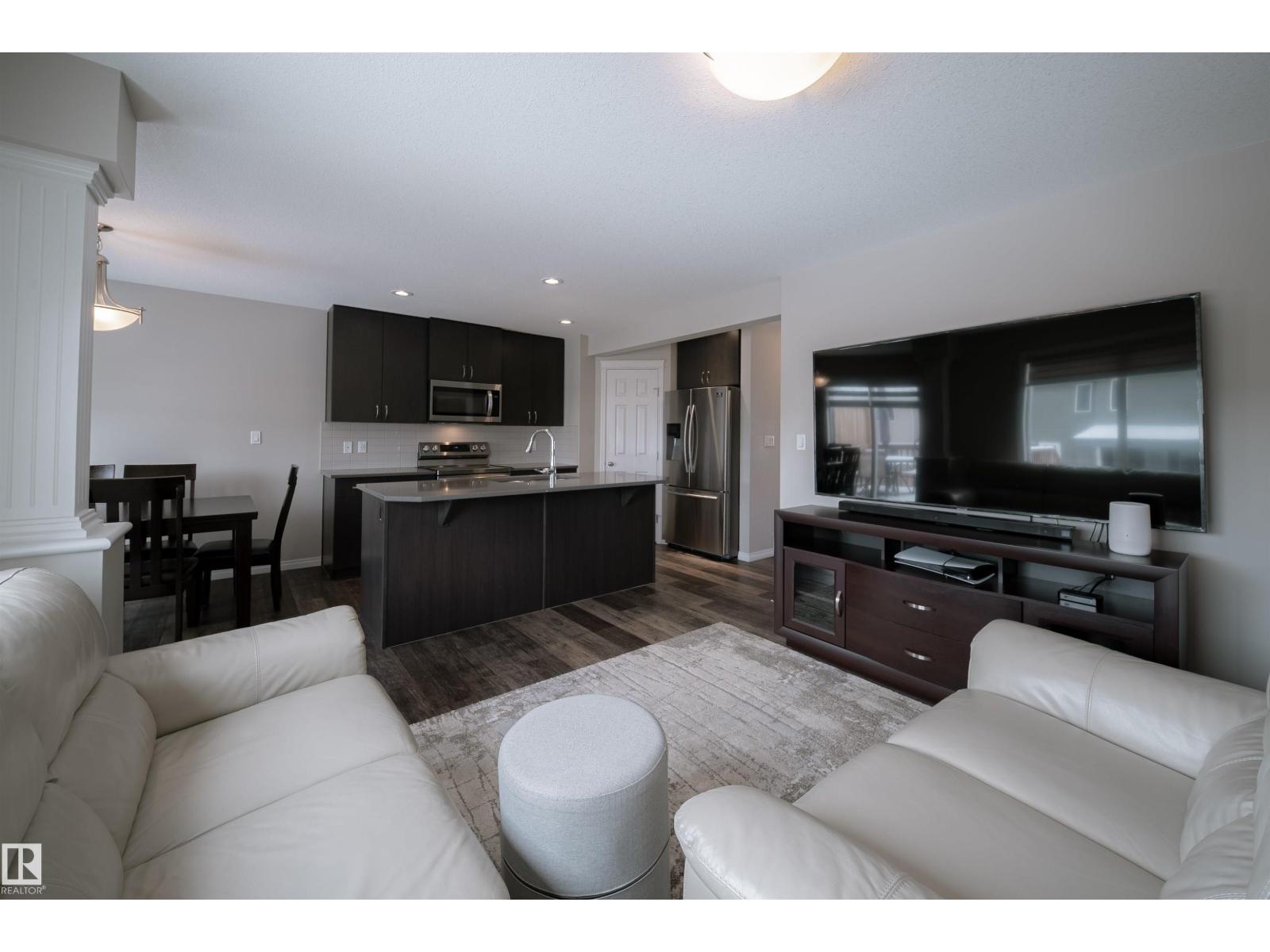 2132 52 ST SW, Edmonton