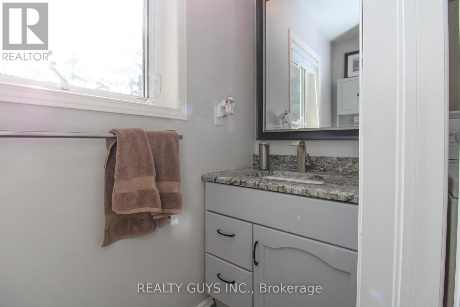 867 TWOMEY PLACE - 30