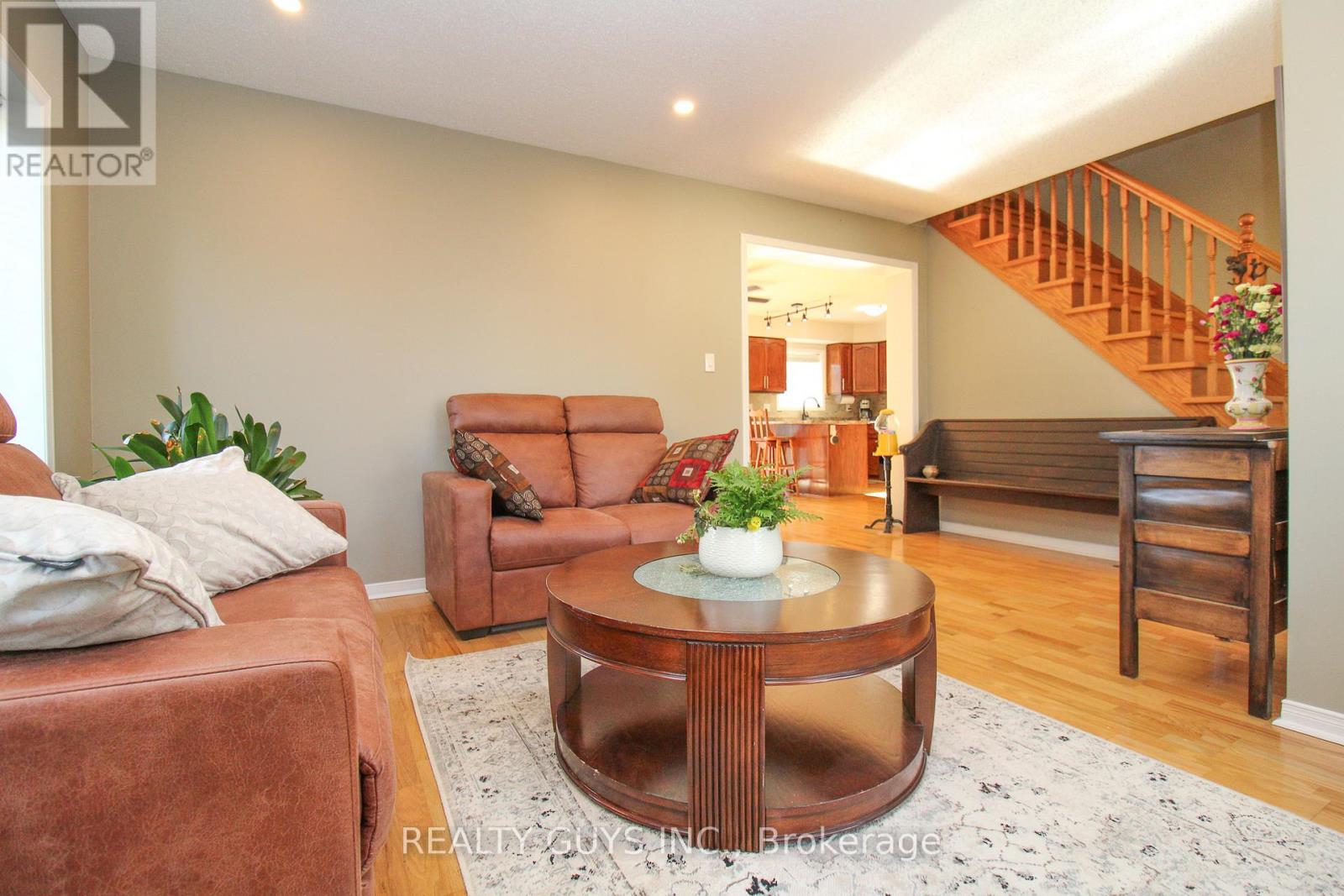 867 TWOMEY PLACE - 21
