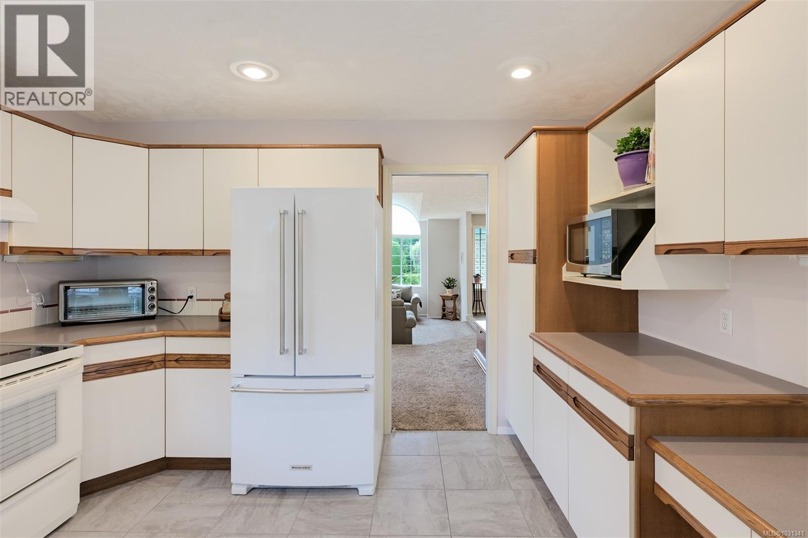 10978 CEDAR LANE - 21