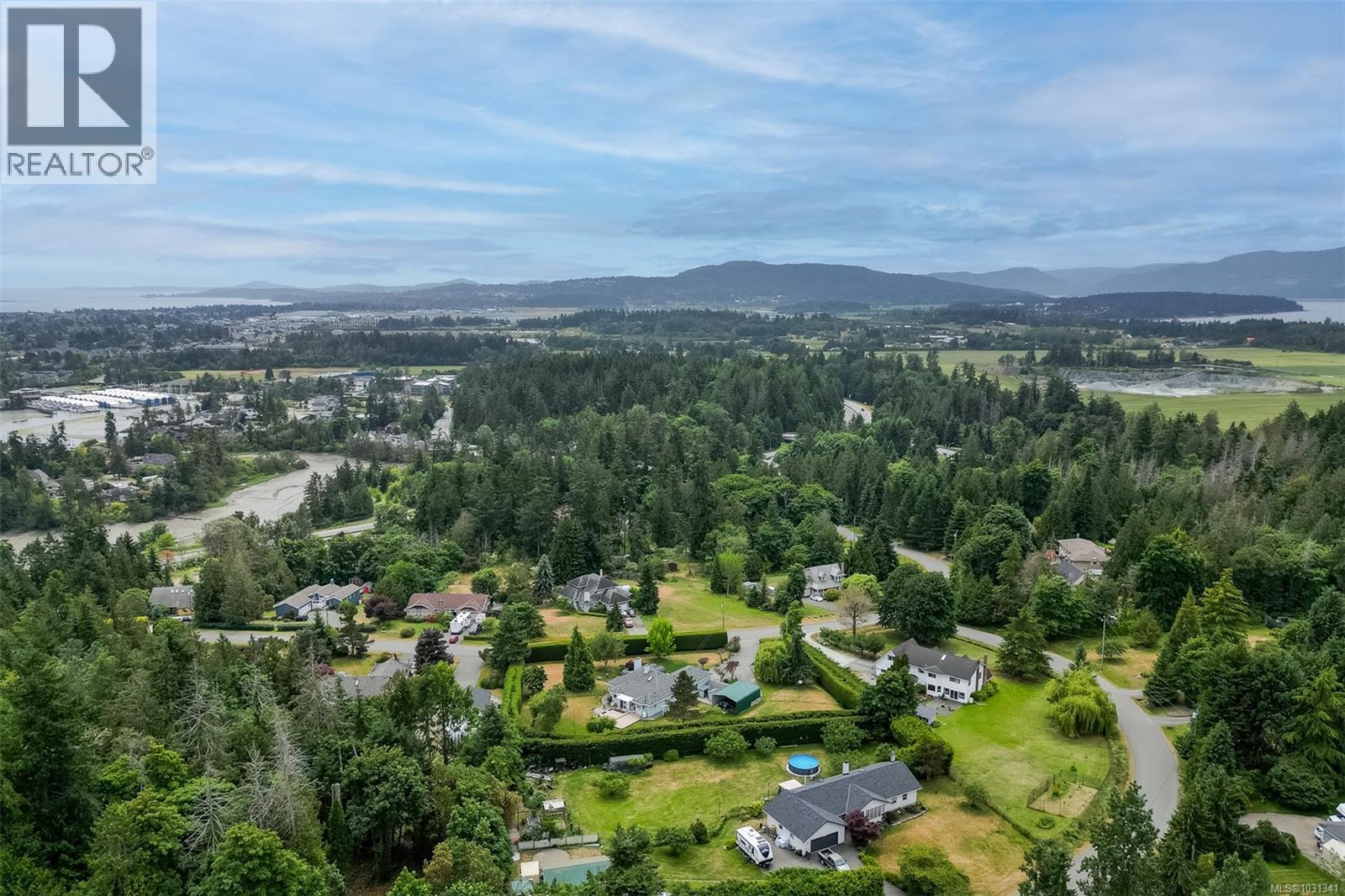 10978 CEDAR LANE - 60