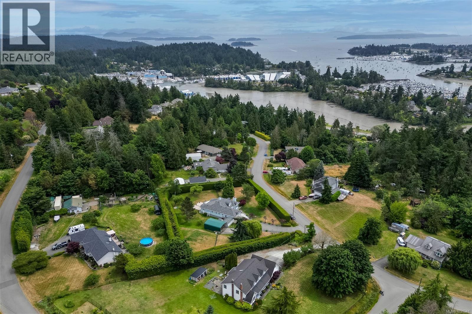 10978 CEDAR LANE - 61