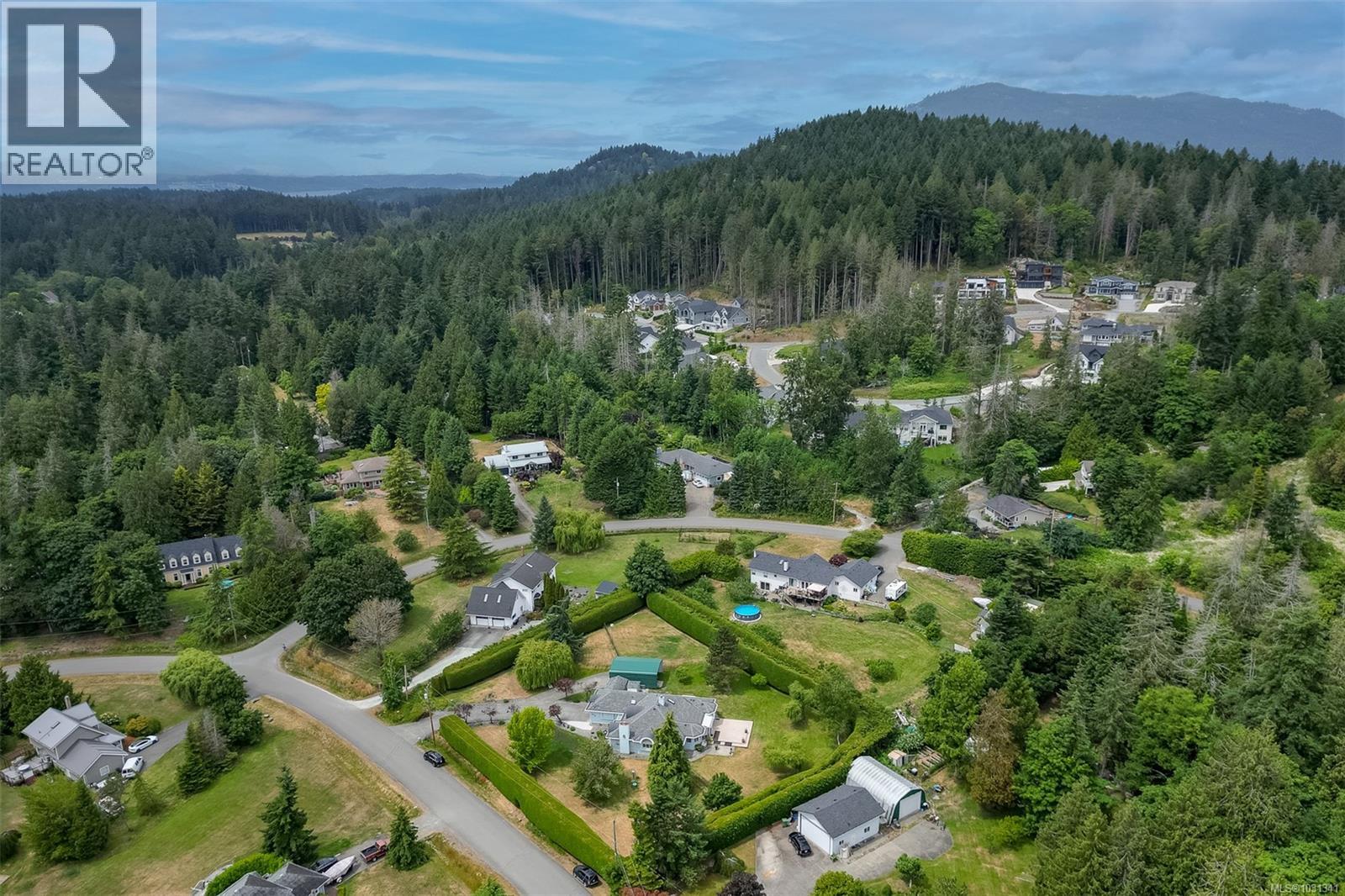 10978 CEDAR LANE - 65