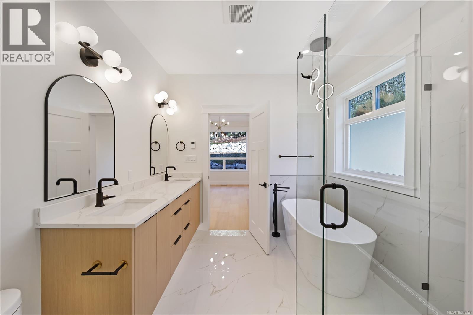 3692 Lyall Point Cres, Port Alberni