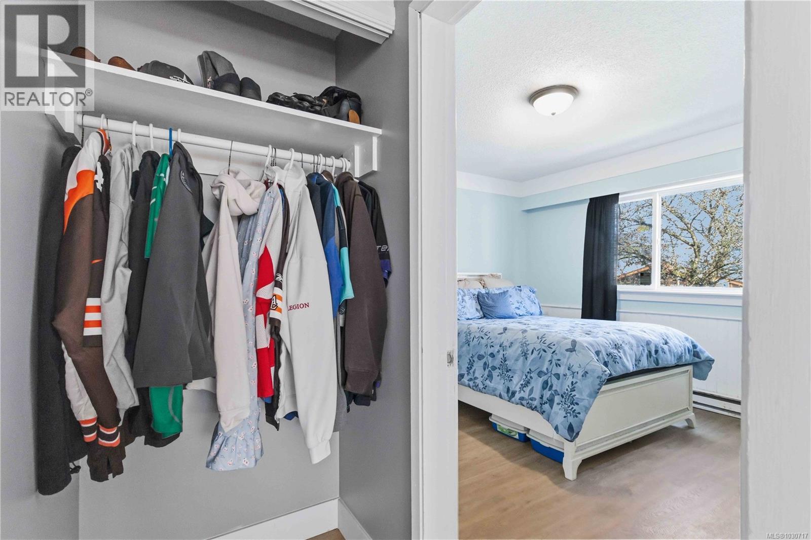 938 Hereward Rd, Victoria